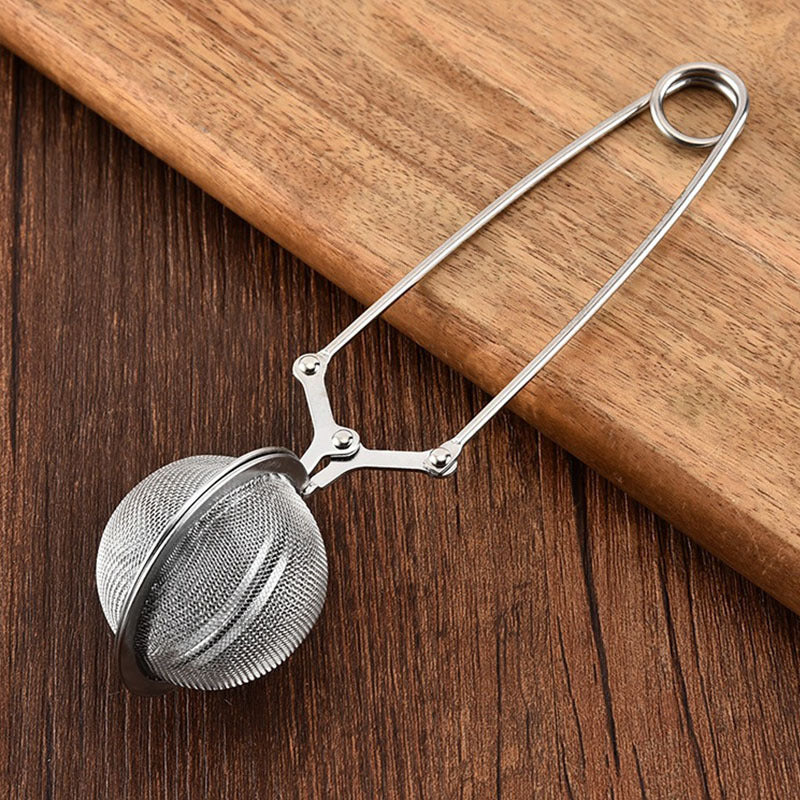 Tea tongs and tea brewing mesh filter